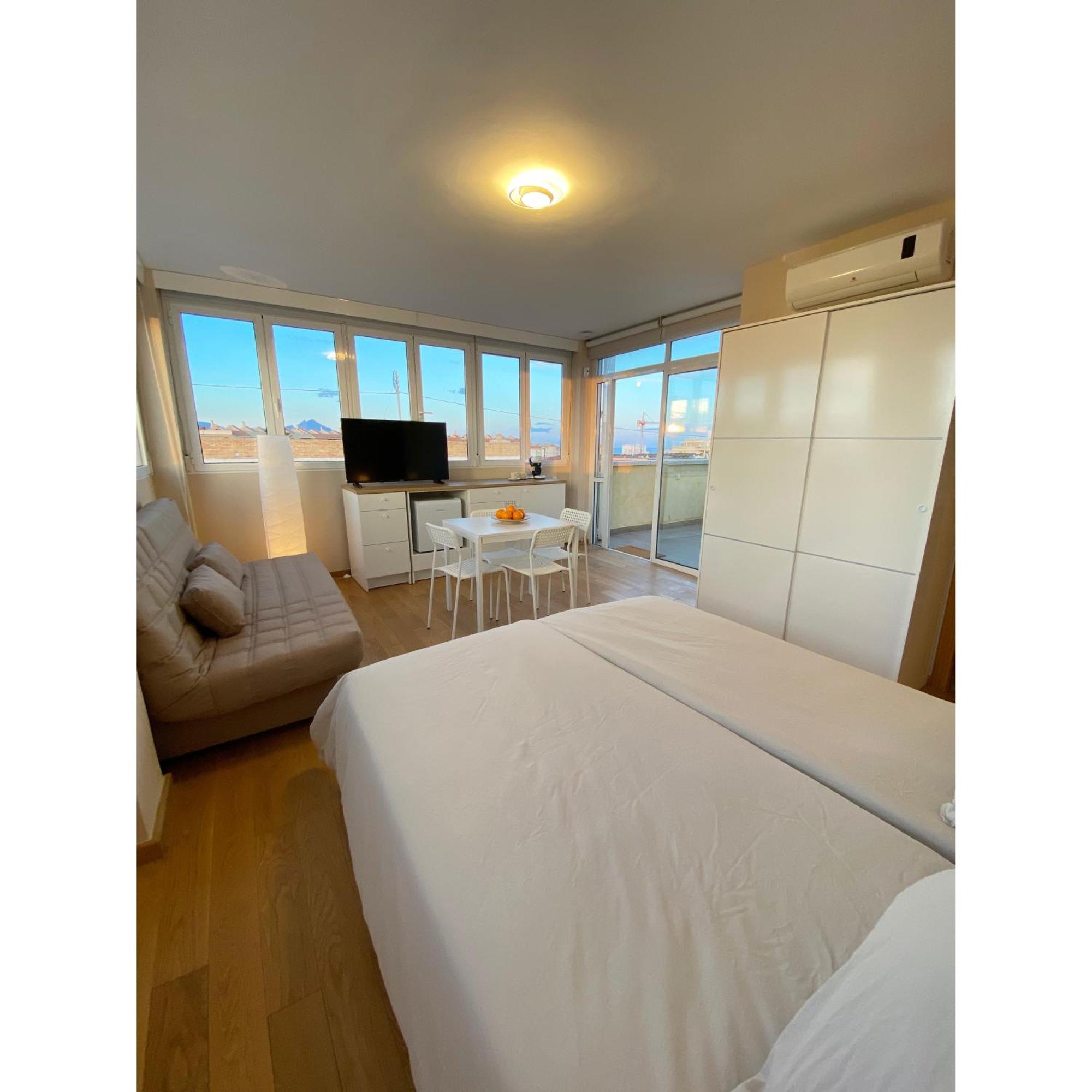 Attic With Great Terrace Close To The Sea Leilighet El Campello Eksteriør bilde